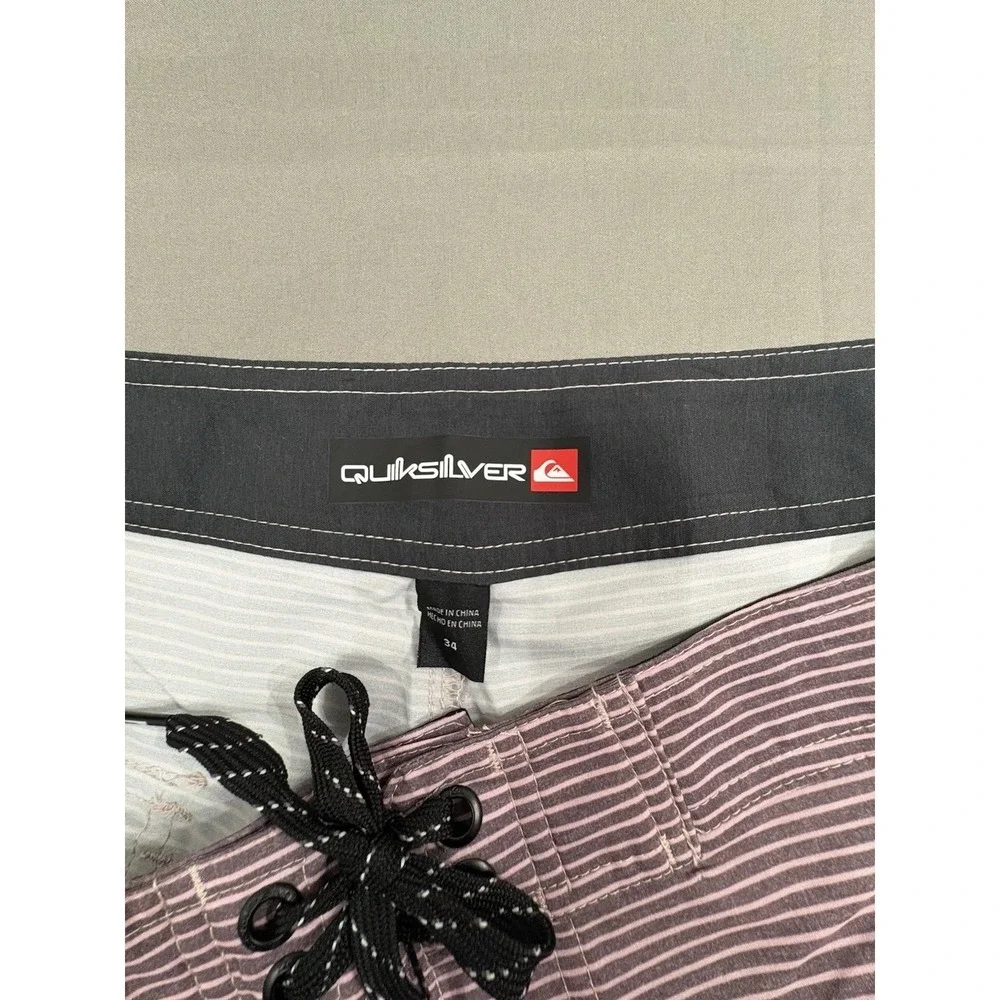 NWT Quiksilver Board Shorts Mens Sz 34 Striped Muted Multi-Color